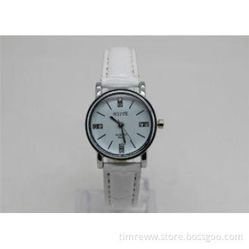 Elegant Ladies Wrist Watches leather strap diamond on the d